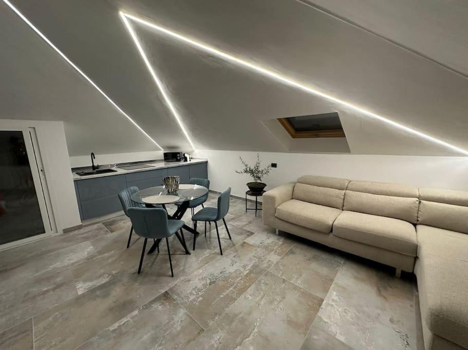 Adagio - Mareolive Apartman Diano Castello Kültér fotó